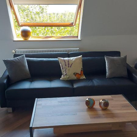 City Apartment, Ferienwohnung 3 Zkdb, Balkon, Dachgeschoss, Naehe Duesseldorf Krefeld Ngoại thất bức ảnh