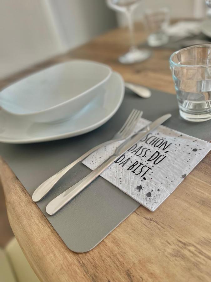 City Apartment, Ferienwohnung 3 Zkdb, Balkon, Dachgeschoss, Naehe Duesseldorf Krefeld Ngoại thất bức ảnh