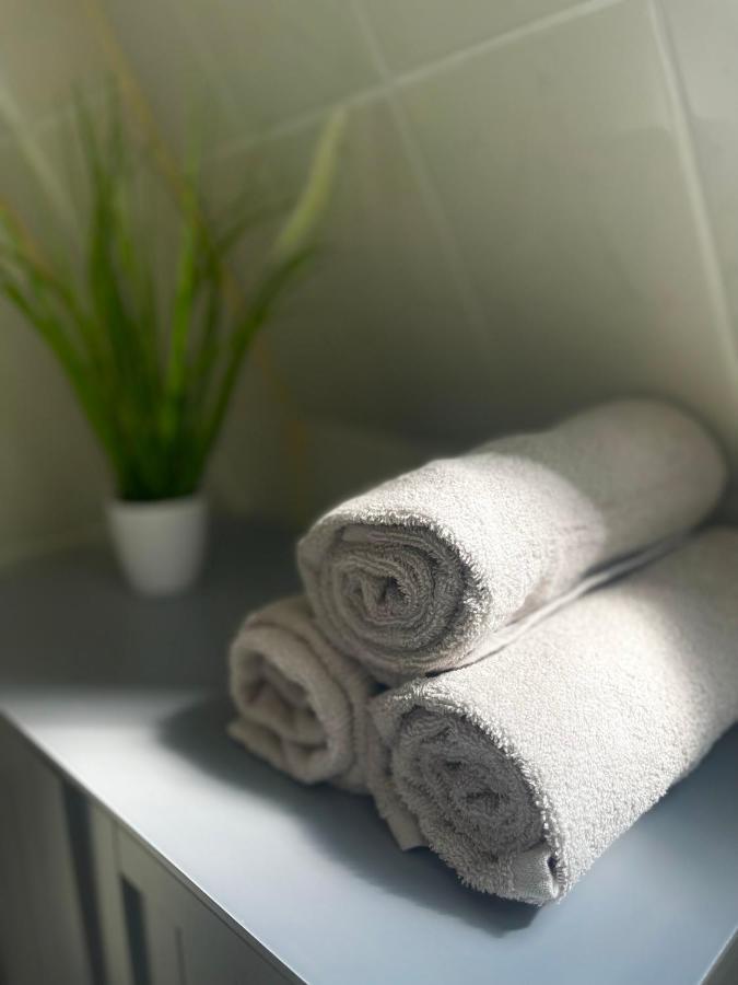 City Apartment, Ferienwohnung 3 Zkdb, Balkon, Dachgeschoss, Naehe Duesseldorf Krefeld Ngoại thất bức ảnh