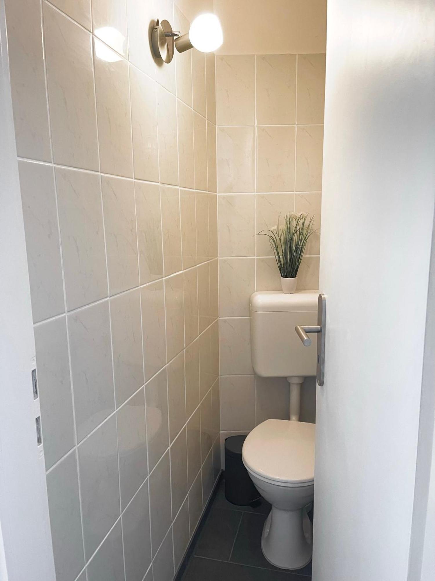 City Apartment, Ferienwohnung 3 Zkdb, Balkon, Dachgeschoss, Naehe Duesseldorf Krefeld Ngoại thất bức ảnh