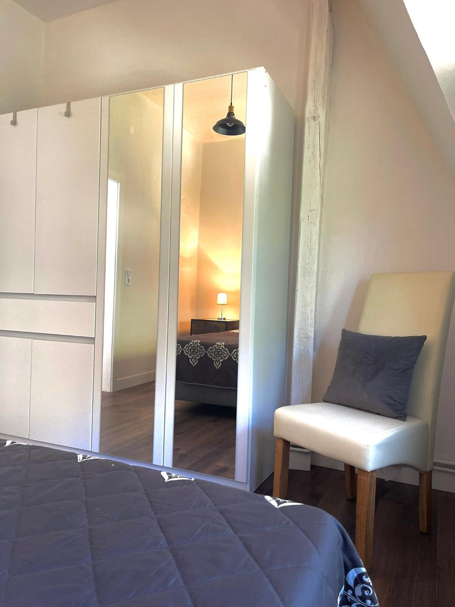 City Apartment, Ferienwohnung 3 Zkdb, Balkon, Dachgeschoss, Naehe Duesseldorf Krefeld Ngoại thất bức ảnh
